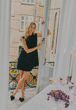 Fransa, FRCALI DR - Robe de jour - meteorite
