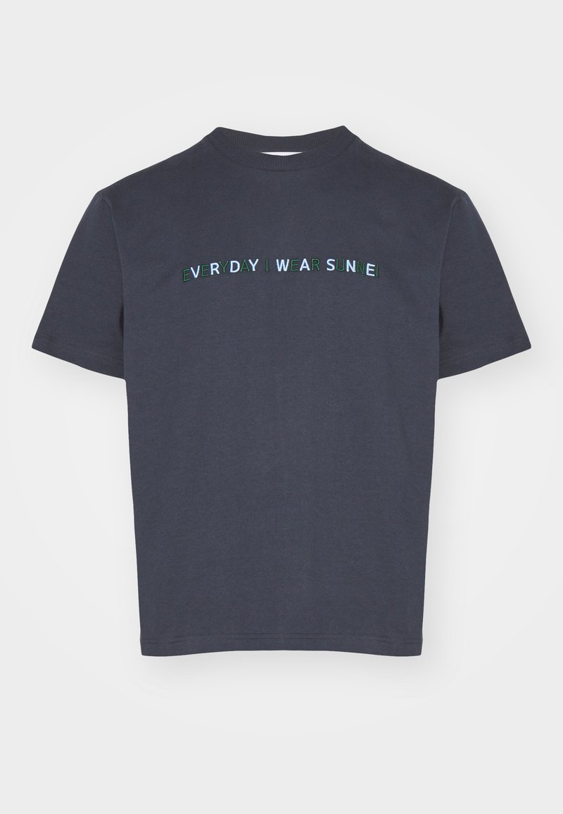 Navy blue cotton t-shirt with short sleeves and a crew neck. Features embroidered text reading "EVERYDAY I WEAR SUNNE" in green and white.