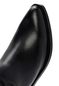 Derimod Stivali texani / biker - black