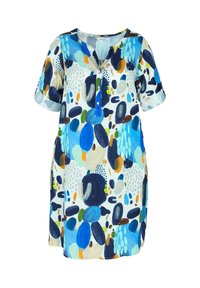 Robe à manches courtes avec des formes abstraites bleues, blanches, vertes et orange et un devant partiellement boutonné.