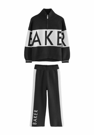 SET   - Sweatshirt - black white