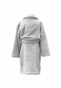 Accappatoio grigio e morbido realizzato in materiale soffice, con colletto sciallato, maniche lunghe e una cintura in tessuto legata in vita.