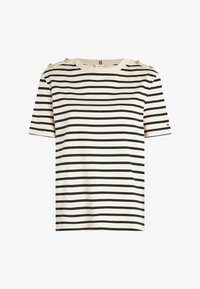 Unselected, breton stp country ivory desert sky