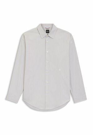 Lysegrå langærmet skjorte med lodrette striber, klassisk krave, knappet forside, rundet kant og lille logo på brystet.