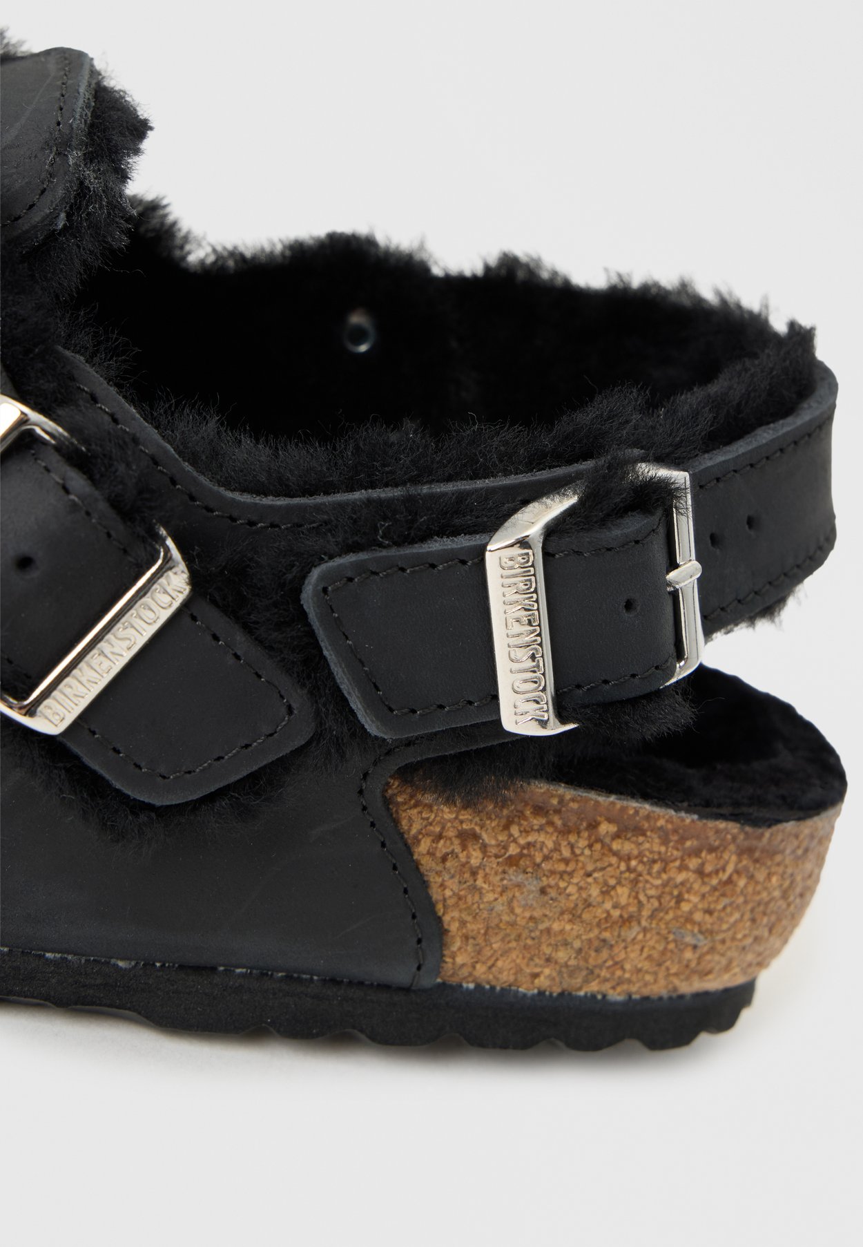 TOKIO SHEARLING