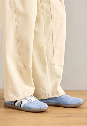 PELOTAS SOLLER - Trainers - light blue