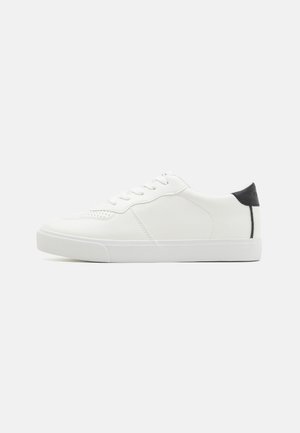 Sneaker low - lucent white/black