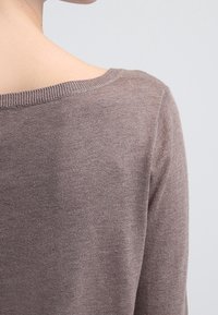 United Colors of Benetton Svetr - taupe