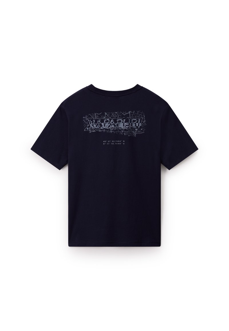 T-shirt en coton bleu marine, à manches courtes, avec un imprimé graphique contrastant au dos, comprenant des coordonnées et un design texturé.