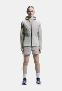 On CORE  - Laufjacke - fade   glacier