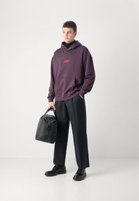 HUGO Sweatshirt - open purple