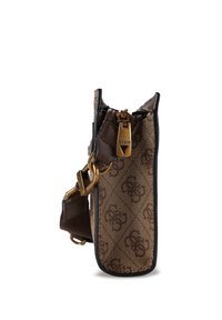 Bruine tas met patroon en een gestructureerde vorm, voorzien van een gouden ritssluiting en metalen accenten. Gemaakt van leer en geperst textiel.