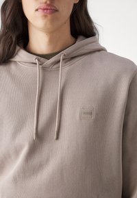 BOSS Felpa - open brown