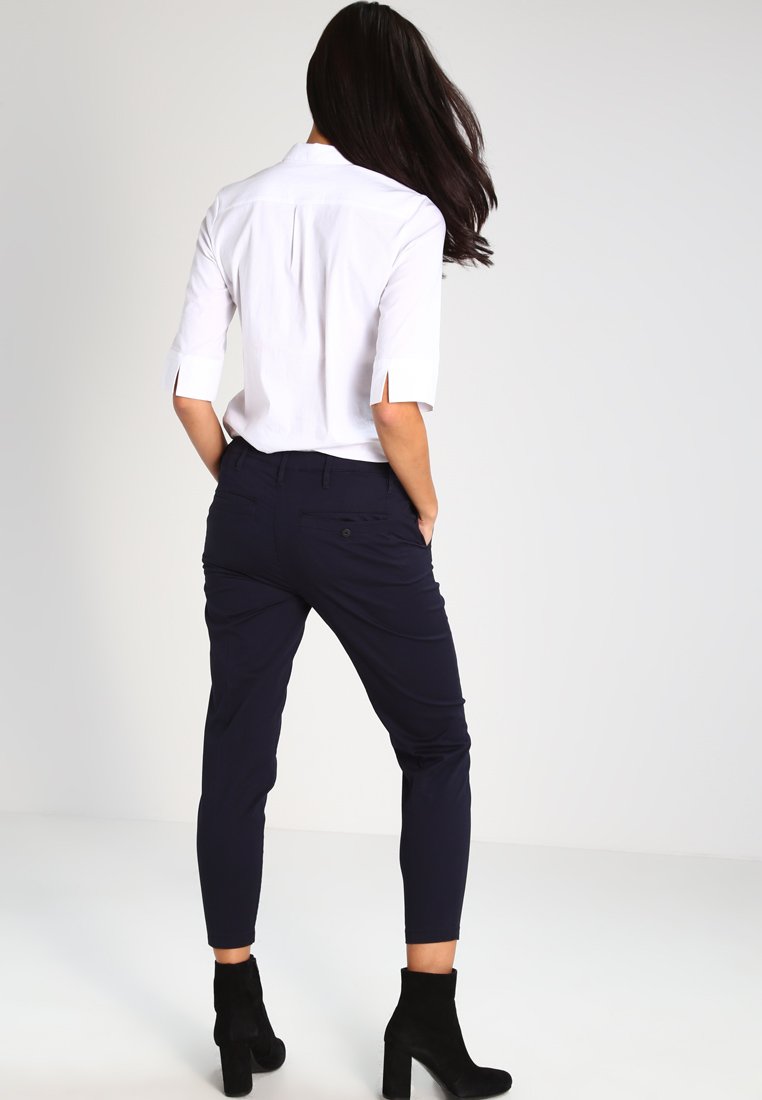 Damen Chinos | G-Star BRONSON MID SKINNY Chino mazarine blue/dunkelblau - UQ69934 Damen Chinos | G-Star BRONSON MID SKINNY Chino mazarine blue/dunkelblau - UQ69934
