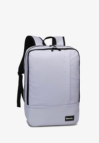 Unausgewählt, flieder