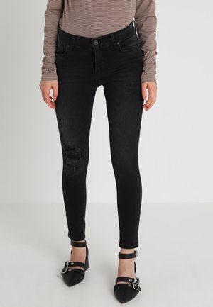 Jeansy Skinny Fit