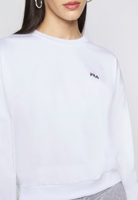 Fila Tall Langarmshirt - white