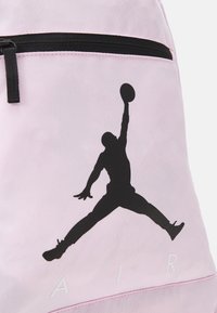 Jordan AIR SCHOOL BACKPACK UNISEX SET - Pieštukinė - pink foam