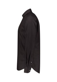 Czarna koszula z długim rękawem, wykonana z gładkiego materiału, z klasycznym kołnierzykiem, mankietami na guziki oraz delikatnymi przeszyciami z przodu.