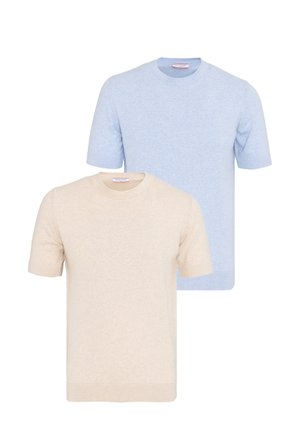 To ensfarvede korteærmede sweatere med rund hals, en beige foran og en lyseblå bagved, vist på en hvid baggrund.