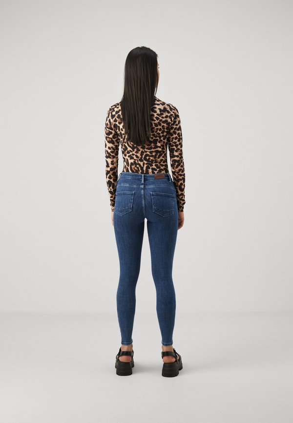 ONLPOWER LIFE MID PUSHUP - Jeans Skinny Fit2