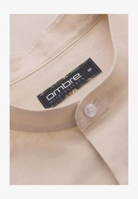 Niet geselecteerd, beige