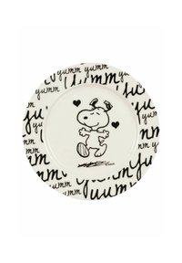 Piatto in ceramica bianca con la scritta nera "yum" e un'illustrazione di Snoopy con cuori. Presenta una superficie liscia e una forma rotonda.