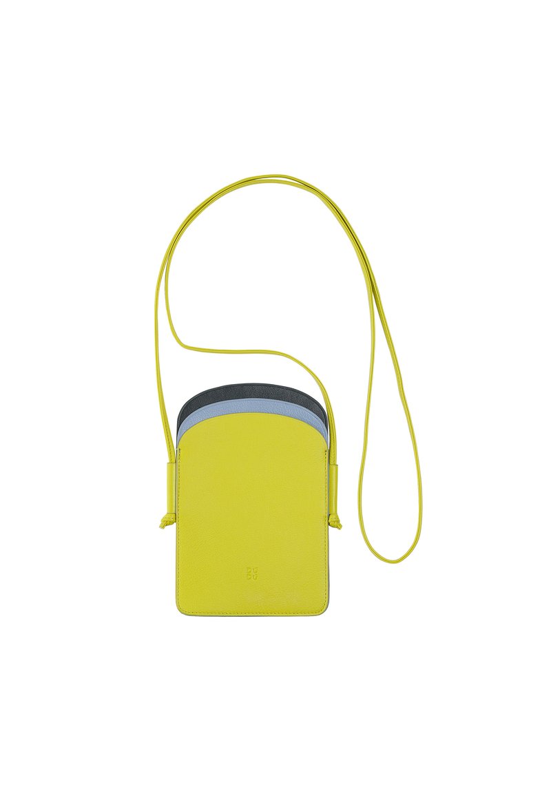 Sac à bandoulière en cuir jaune avec sangle ajustable, présentant des bords supérieurs arrondis et des poches de couleurs superposées en noir, bleu et gris.