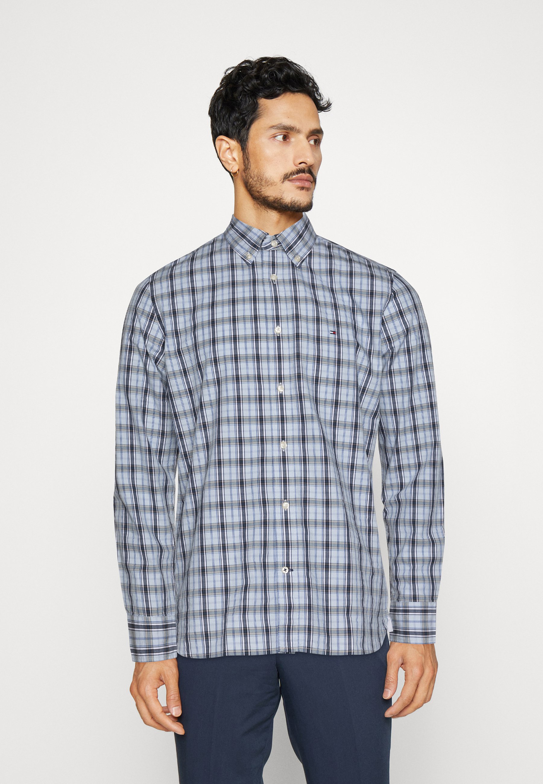 tommy hilfiger blue checkered shirt