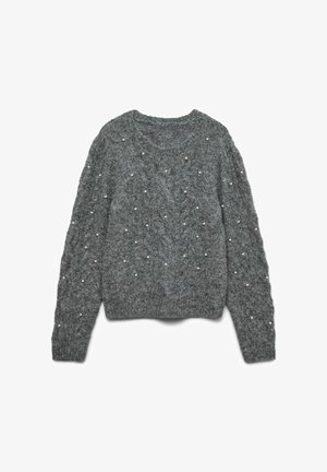 Grå strikket sweater med rund halsudskæring, der har et tekstureret mønster og er pyntet med små, jævnt fordelte falske perler.