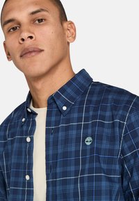 Timberland STRETCH CHECK - Overhemd - dark blue