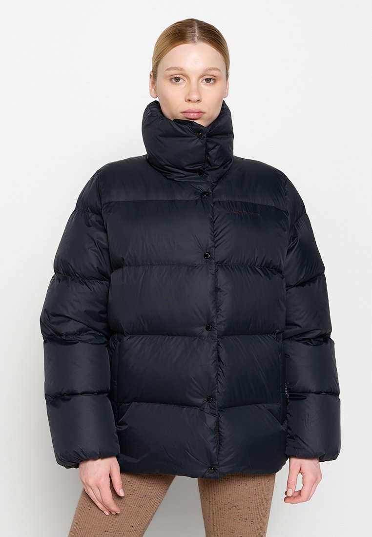 Peak Performance Gewatteerde jas zwart Peak Performance Gewatteerde jas zwart