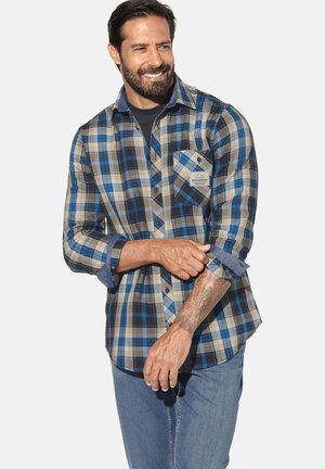 Herren-Kariertes Hemd in Blau-, Braun- und Beigetönen mit langen Ärmeln, einer Brusttasche und Knopfleiste. Mit hochgekrempelten Manschetten.