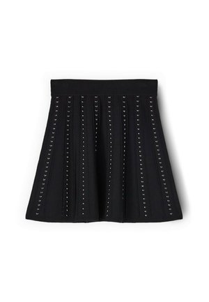 Gonna pieghettata nera con una vita aderente, caratterizzata da righe verticali di borchie argentate per dettagli e texture. Tessuto morbido con una forma strutturata.