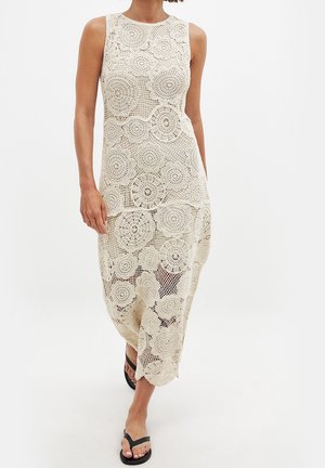 Neulemekko - off-white