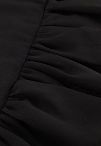 Niet geselecteerd, black