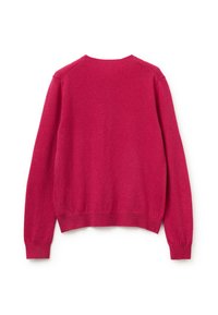 Růžový pletený svetr s dlouhými rukávy, kulatým výstřihem a žebrovanými manžetami a lemem. Hladká textura s jednoduchým, nezdobeným designem.