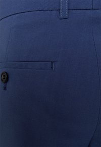 Lindbergh PLAIN  - Fato - horizon blue