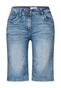 Vaaleansiniset denim-bermudashortsit. Ominaisuuksiin kuuluvat etutaskut, nappikiinnitys ja koristeompeleet. Suora leikkaus ja sileä pinta.