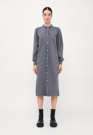 ONLBEATE MIDI DRESS - Farkkumekko - medium grey denim