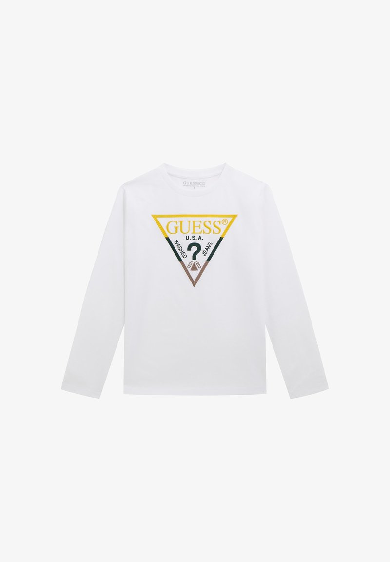 Weißes Langarm-T-Shirt mit einem dreieckigen Logo-Design in Gelb, Braun und Grün auf der Brust, versehen mit dem Text "GUESS" und Grafiken.