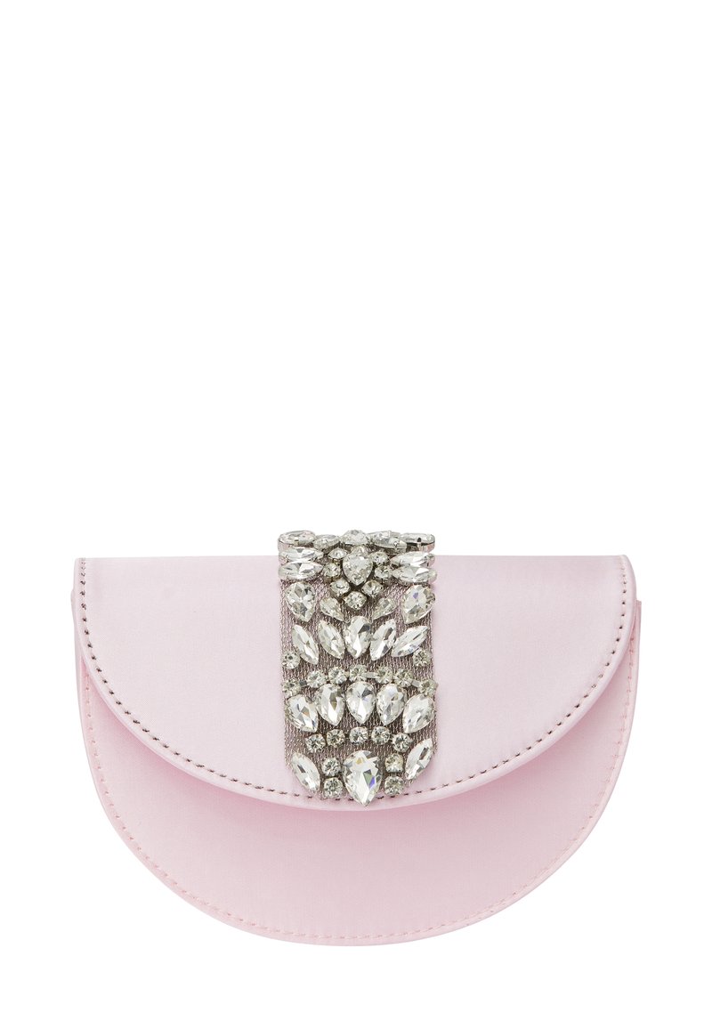 Rózsaszín selyem clutch félhold formával, középen ezüstszínű díszítéssel, tiszta strasszokkal. Simás textúrájú és varrott.