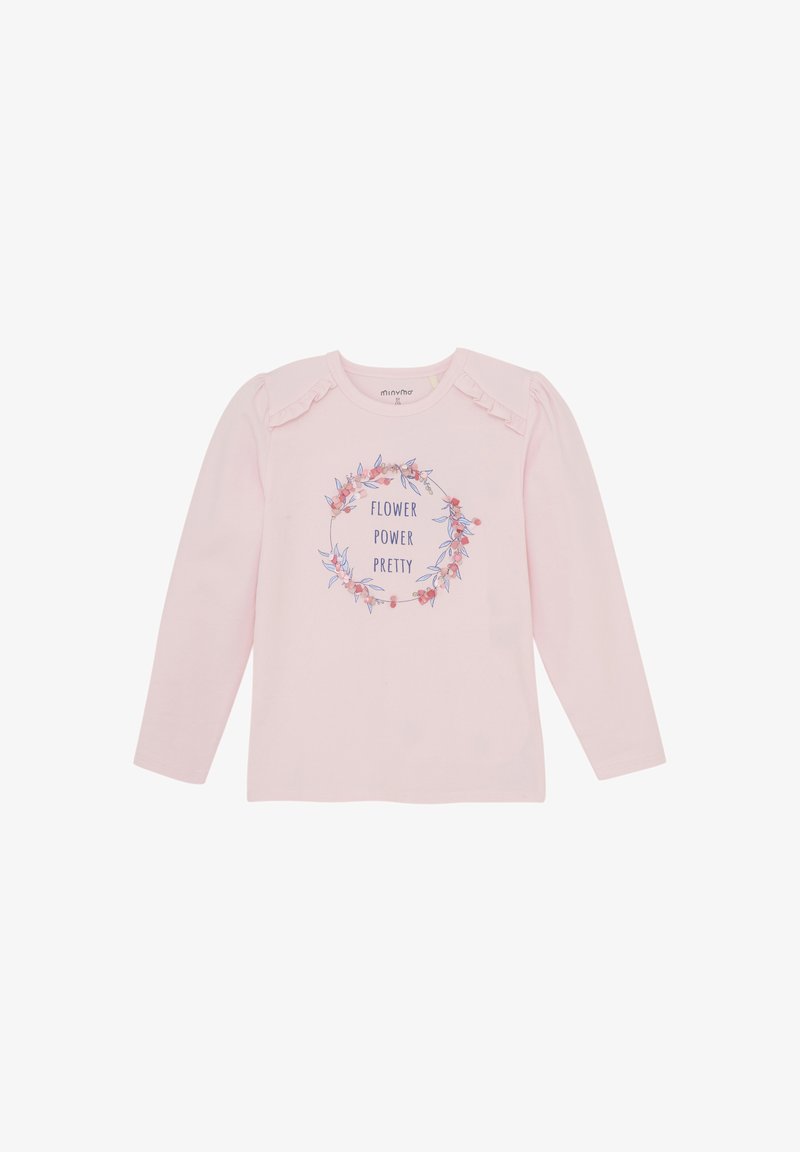 Różowa bluzka z długim rękawem, wykonana z miękkiego materiału, z falbaniastymi akcentami na ramionach oraz kwiatowym wzorem z napisem "Kwiatowa Siła Piękna."