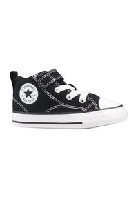 Sneaker alta nera in tela con suola in gomma bianca, lacci bianchi e cuciture nere. Presenta una patch con logo sul lato.