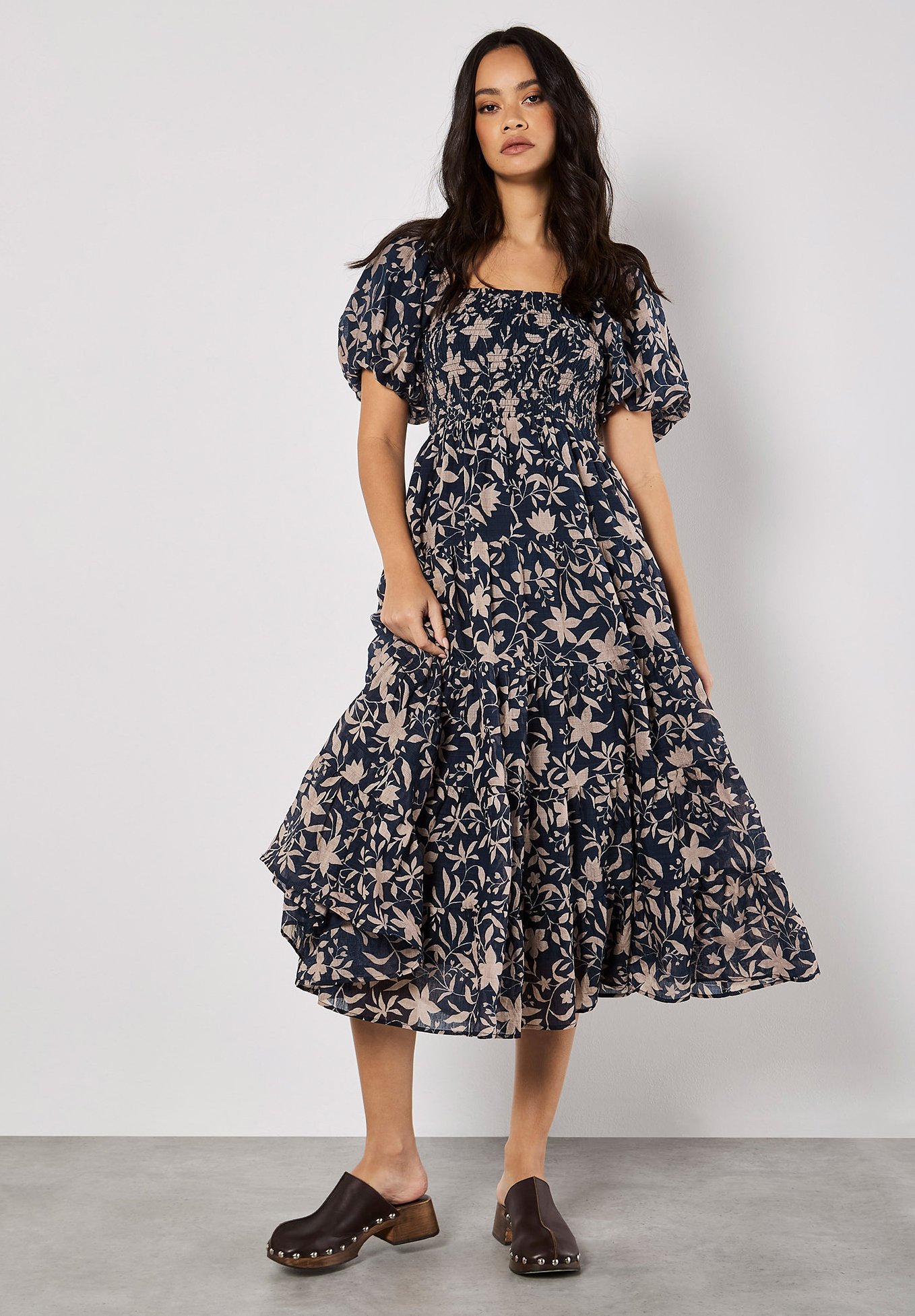 how to iron navy dress blues Apricot- Folk Floral Metallic Midi Dress in Navy main image 1