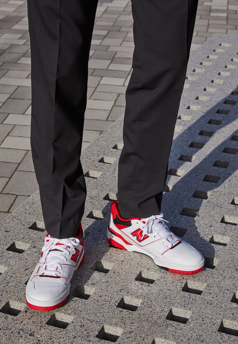 New Balance 550 Unisex Joggesko White Red Hvit Zalando No