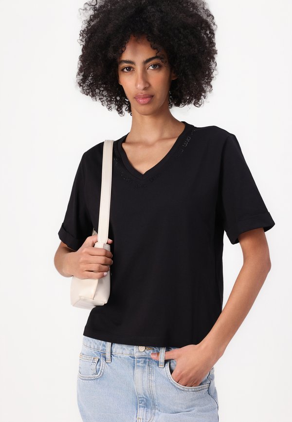 MODA - Basic T-shirt - nero2