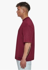 Dropsize SUPER  - Tricou basic - burgundy