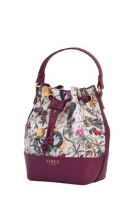 Blumenmuster-Eimer-Tasche mit einem bordeauxfarbenen Lederboden und -riemen, ausgestattet mit goldfarbenen Beschlägen und einem Kordelzugverschluss.