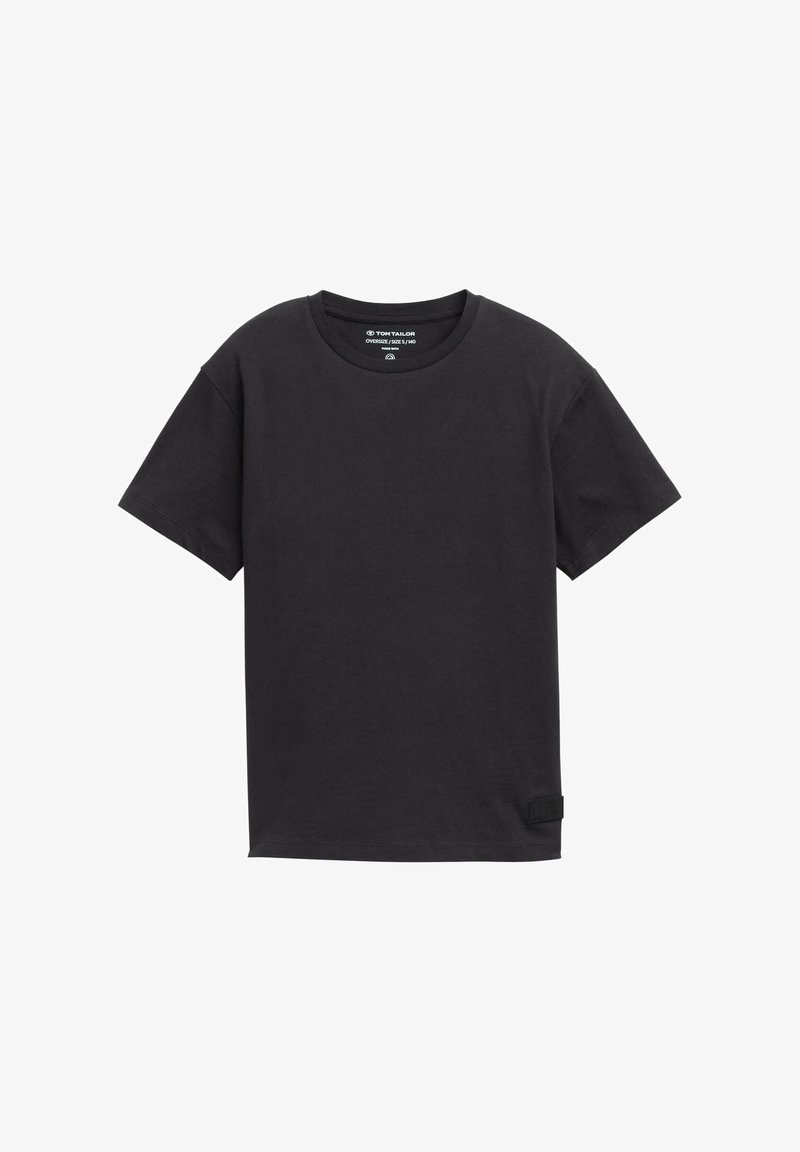 Czarny, oversize T-shirt wykonany z miękkiej bawełny. Oferuje okrągły dekolt i krótkie rękawy. Zawiera małą metkę z logo z boku.